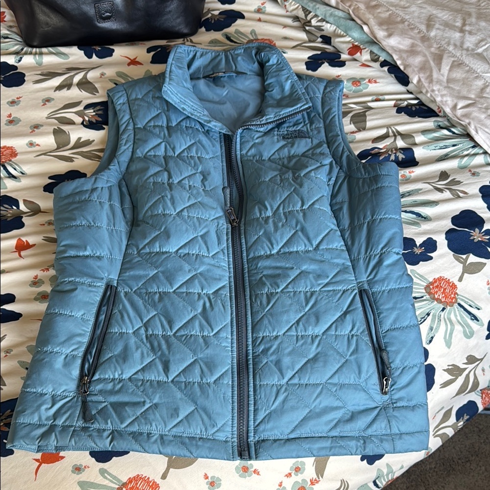 The Northface Women's Blue down Vest